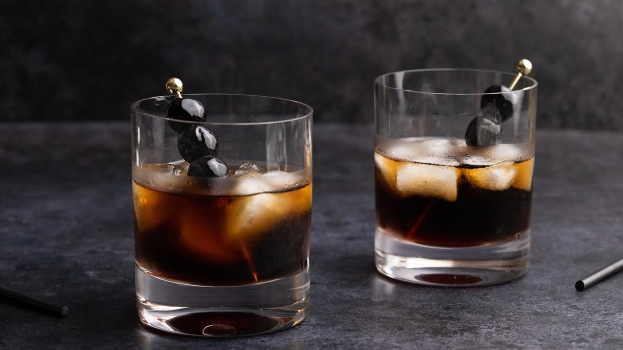 black-russian-cocktail-recipe