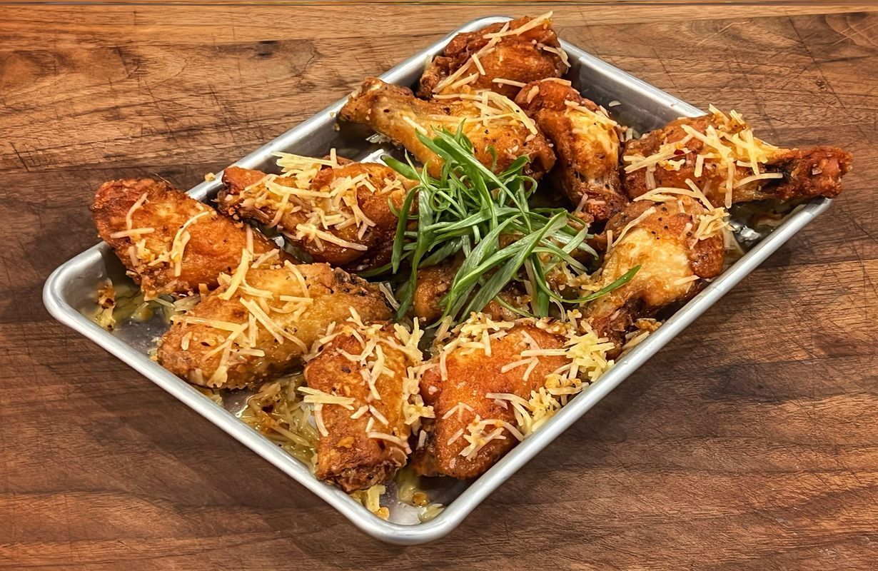 parmesan-garlic-keto-chicken-wings-recipe