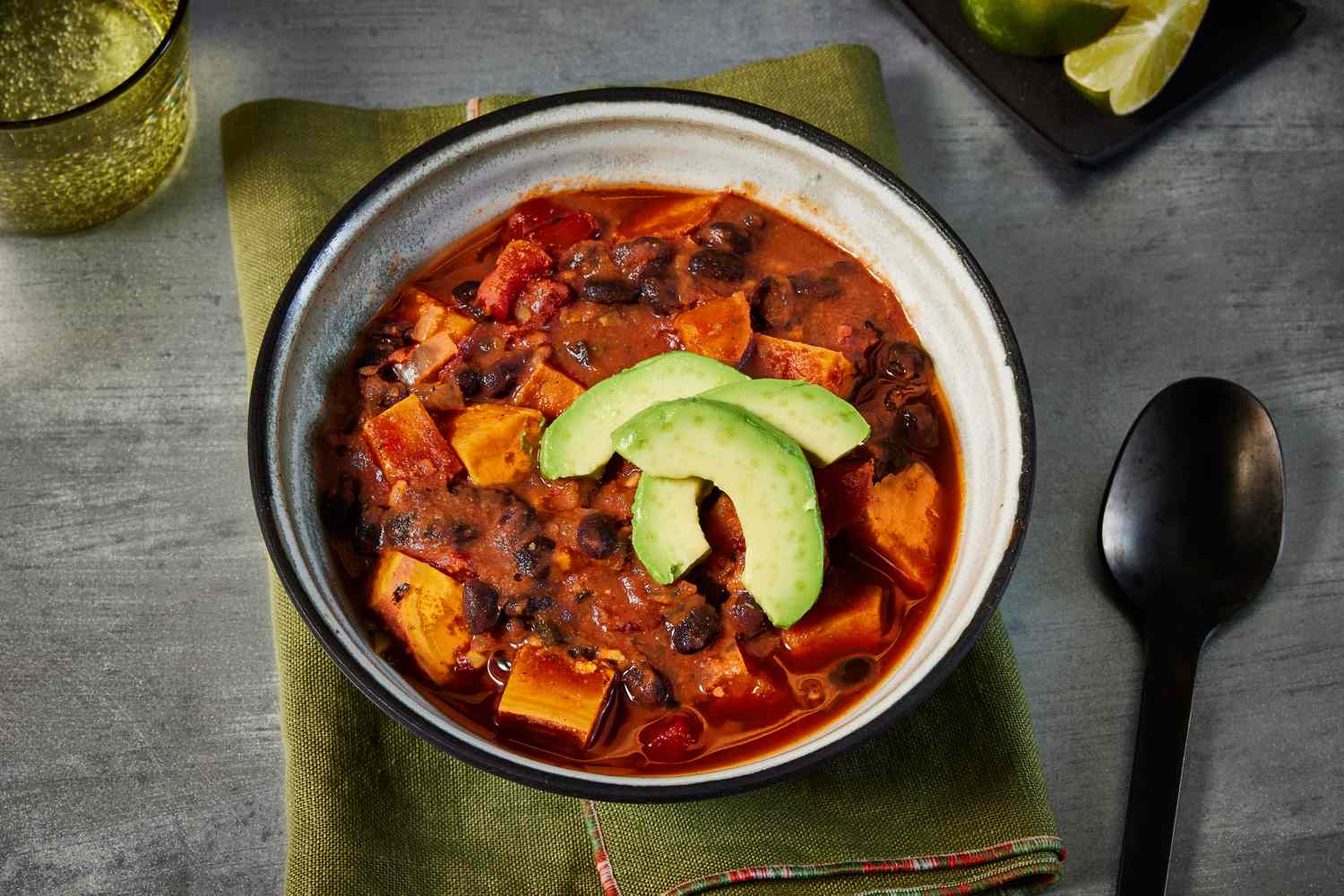 slow-cooker-vegan-sweet-potato-chili-recipe