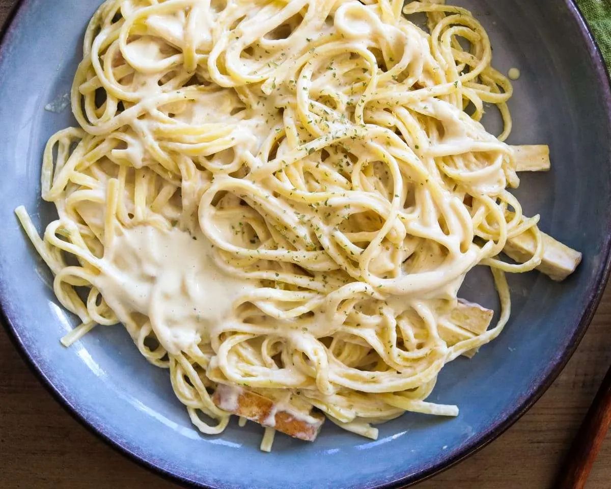 vegan-cashew-alfredo-sauce-recipe