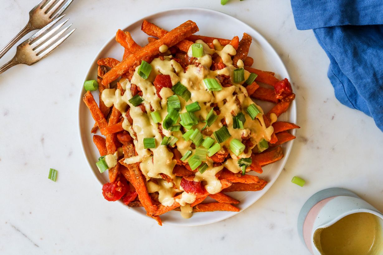 vegan-chili-cheese-fries-recipe