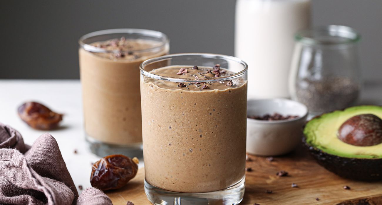 vegan-chocolate-avocado-shake-recipe